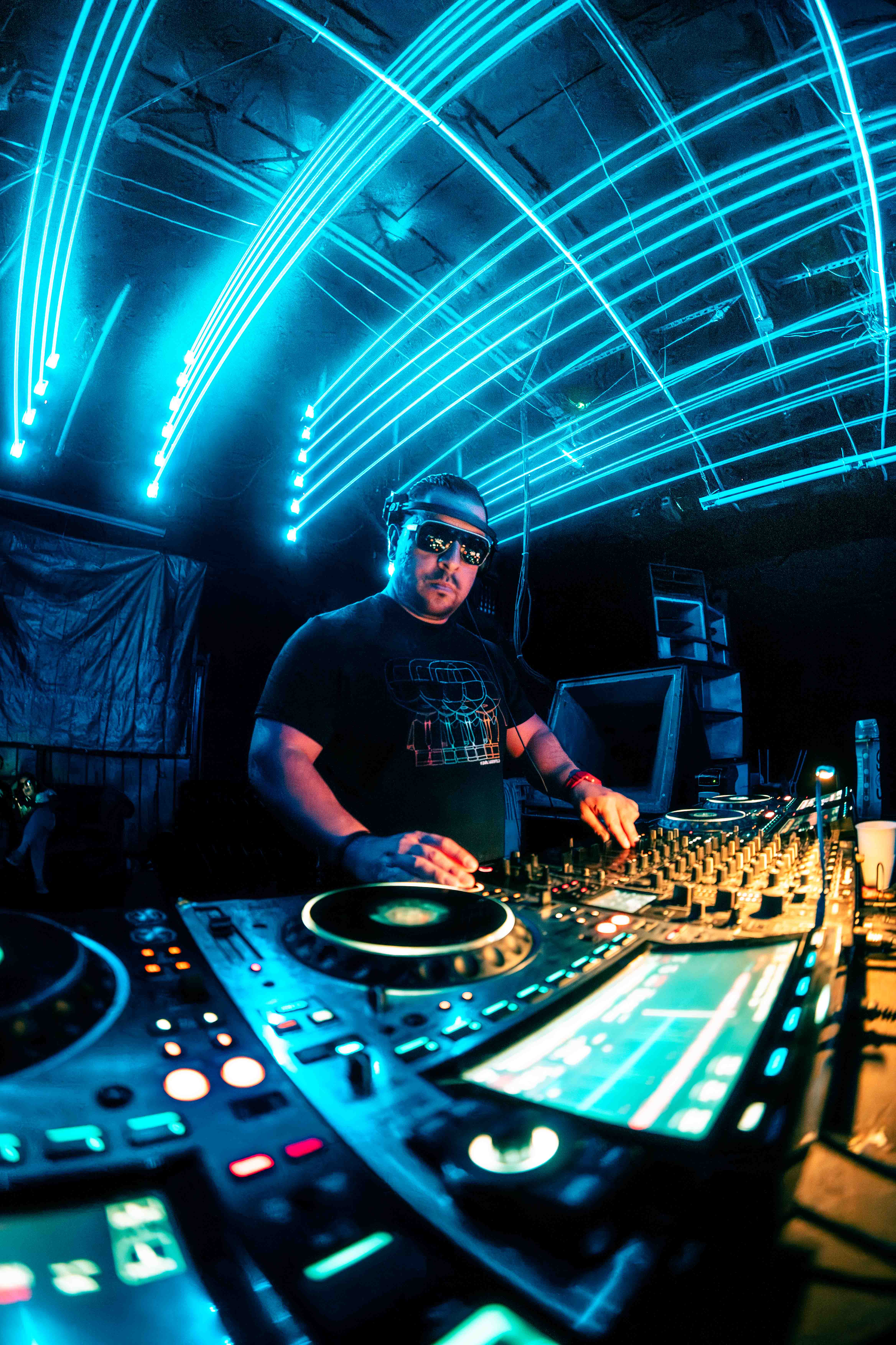 Concert photography shot captured by Cesar Sanchez