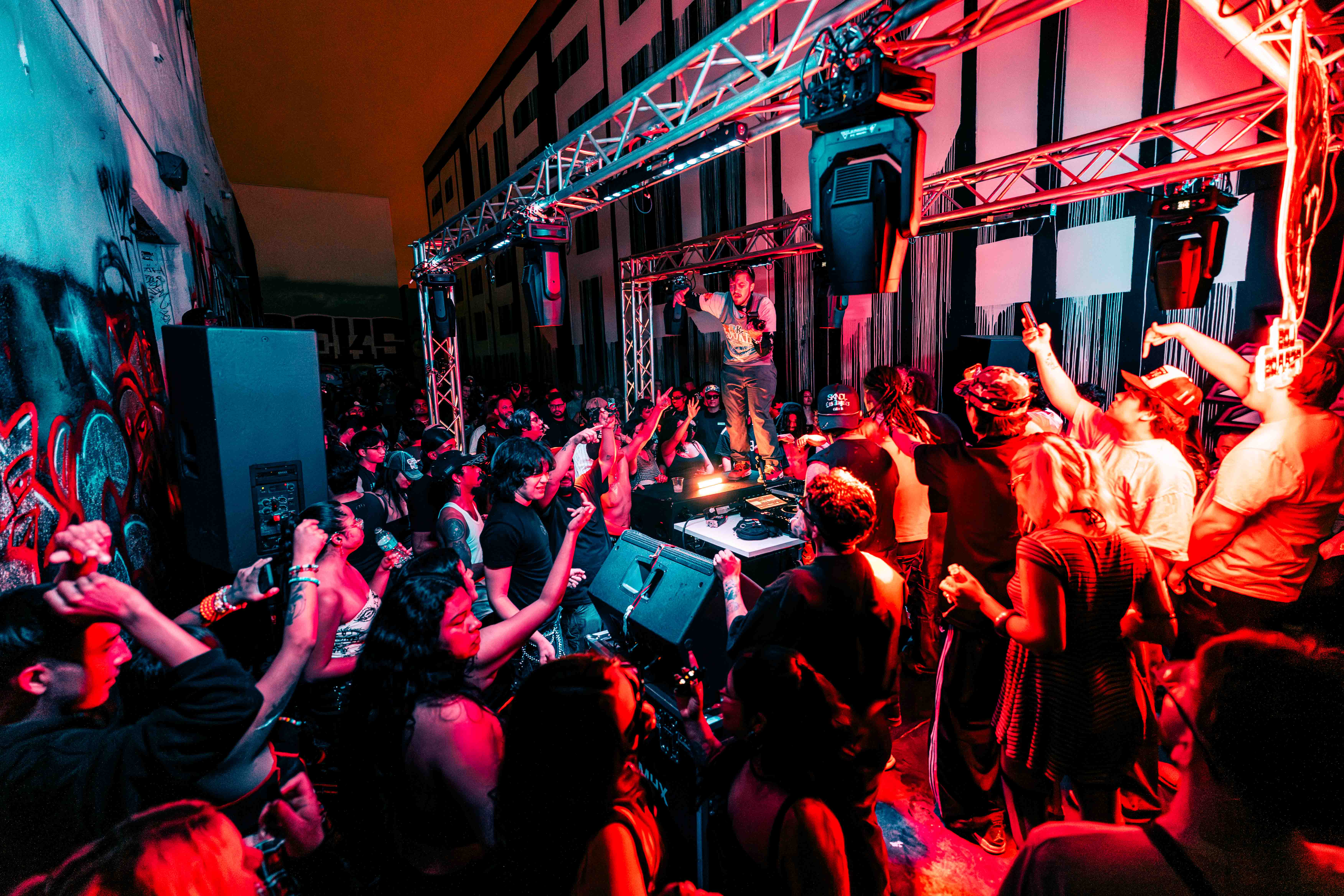 Concert photography shot captured by Cesar Sanchez